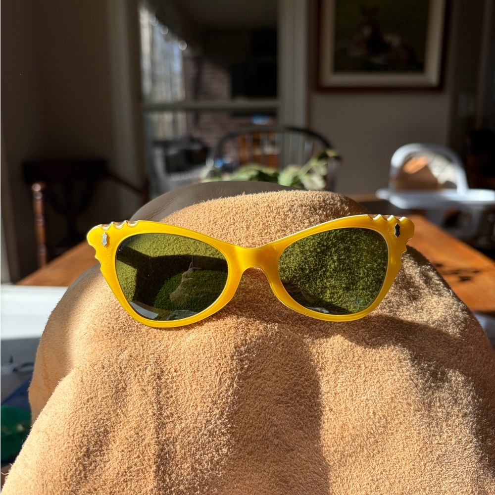 1950's Bakelite CatEyed Sunglasses
